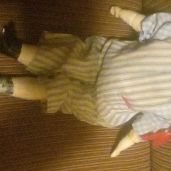 Porcelain doll - Picture 5 of 5